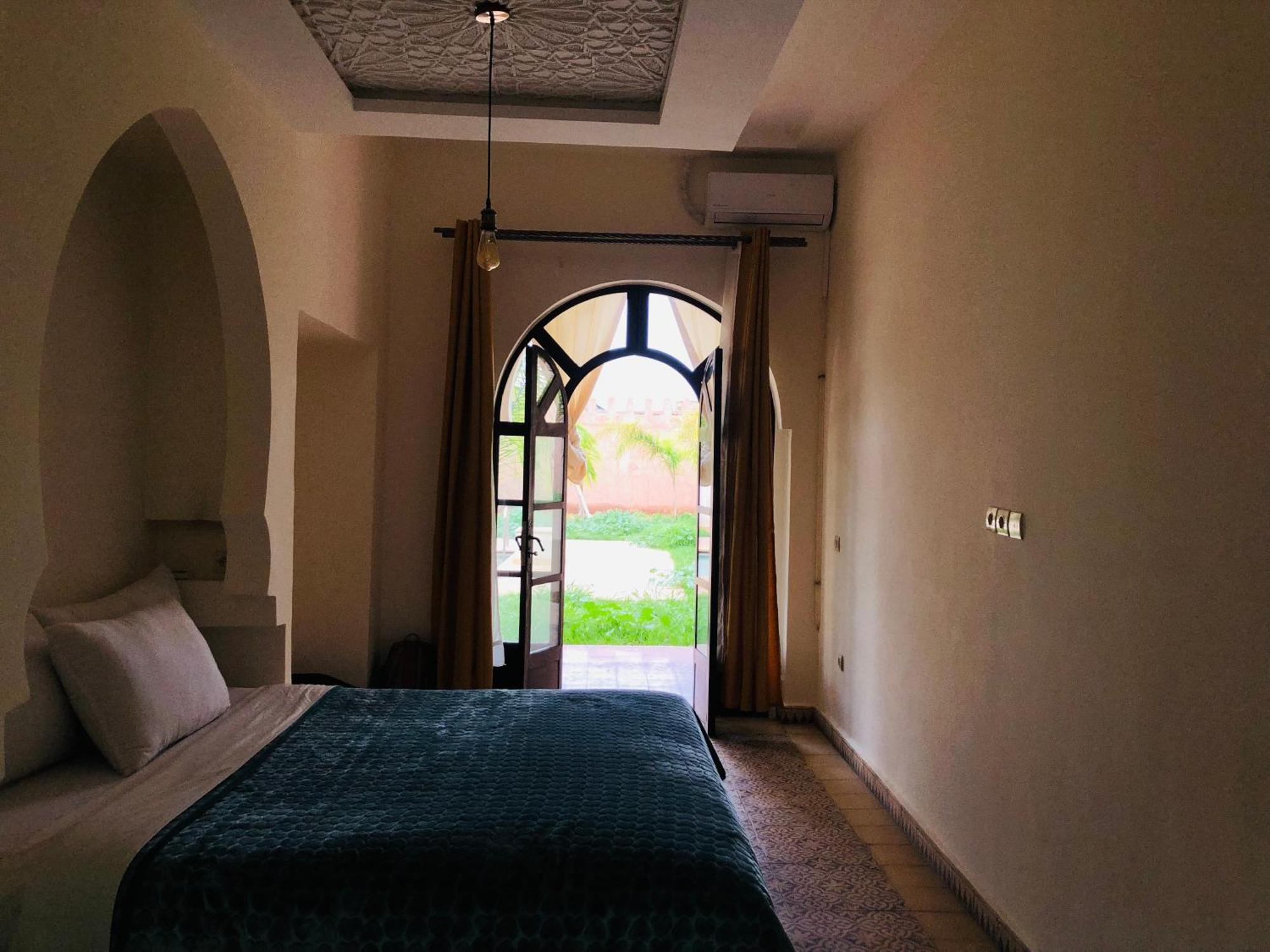 Riad Safran Ralya بيلوك المظهر الخارجي الصورة